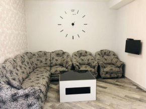 Apartment in Yerevan on KHORENATSI Street